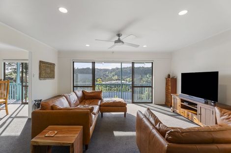 Photo of property in 63 Pemberton Avenue, Bayview, Auckland, 0629