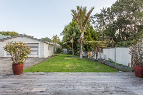 Photo of property in 16 Croydon Road, New Lynn, Auckland, 0600