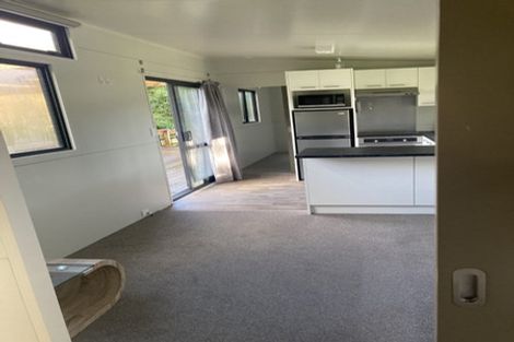 Photo of property in 1/1100a Coast Road, Wainuiomata Coast, Lower Hutt, 5373