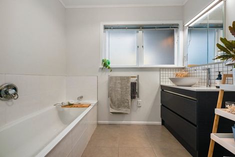 Photo of property in 19 Morrison Crescent, Glenview, Hamilton, 3206