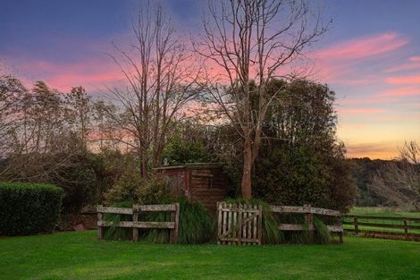 Photo of property in 145 Kanohi Road, Kaukapakapa, 0873