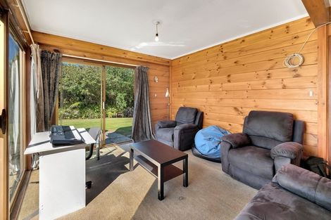 Photo of property in 19 Endymion Place, Half Moon Bay, Auckland, 2012