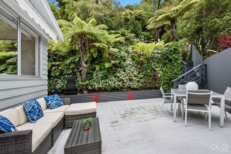 Photo of property in 32 Forest Road, Pinehaven, Upper Hutt, 5019