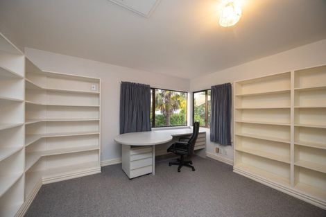 Photo of property in 165 Russell Street, Palmerston North, 4414