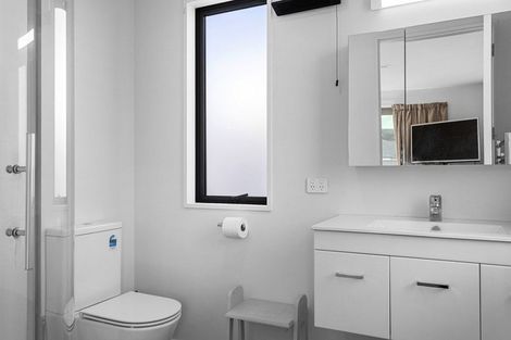 Photo of property in 118 Chinnerys Road, Woodend, 7610