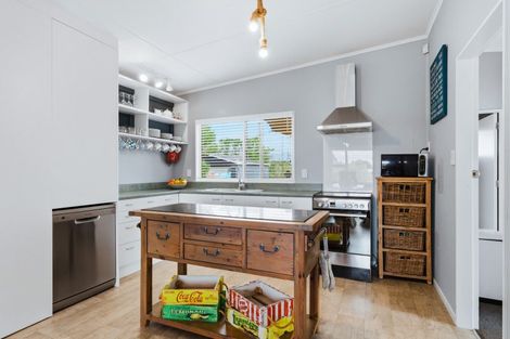 Photo of property in 35 Oruatua Avenue, Tauranga Taupo, Turangi, 3382