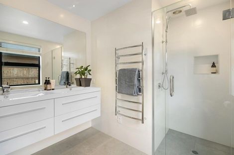 Photo of property in 12 Maize Street, Jacks Point, Queenstown, 9371