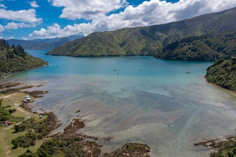 Photo of property in 573 Port Underwood Road, Whatamango Bay, Picton, 7281