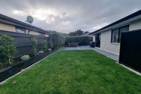 Photo of property in 84 Riverstone Drive, Riverstone Terraces, Upper Hutt, 5018