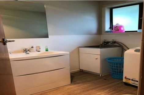 Photo of property in 4/28 Peer Street, Upper Riccarton, Christchurch, 8041