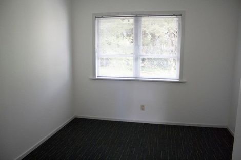 Photo of property in 17 Windy Ridge Road, Glenfield, Auckland, 0629