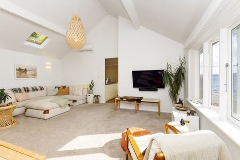 Photo of property in 625 Marine Drive, Days Bay, Lower Hutt, 5013