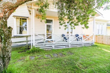 Photo of property in 3 Mahoney Street, Whanganui East, Whanganui, 4500