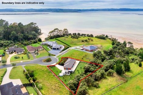 Photo of property in 41 Omana Avenue, Shelly Beach, Helensville, 0874