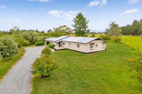 Photo of property in 122 Cross Line, Morison Bush, Greytown, 5794