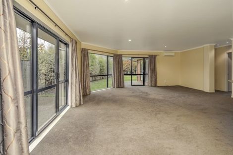 Photo of property in 20 Woodstock Place, Stoke, Nelson, 7011