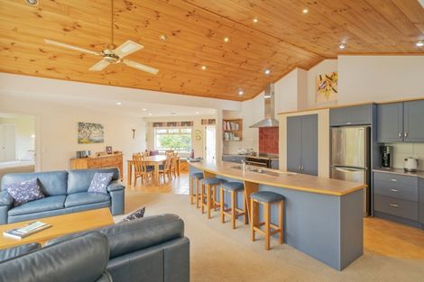 Photo of property in 13 Kawhero Drive, Kuaotunu, Whitianga, 3592