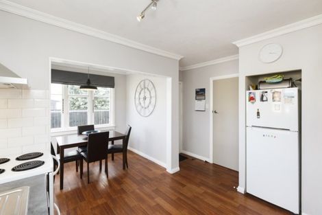 Photo of property in 6 Waterford Place, Westbrook, Palmerston North, 4412
