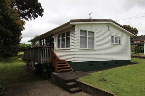 Photo of property in 1 Scott Avenue, Mangere Bridge, Auckland, 2022