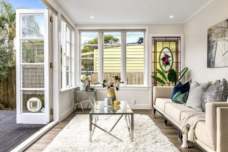 Photo of property in 42 Church Street, Onehunga, Auckland, 1061