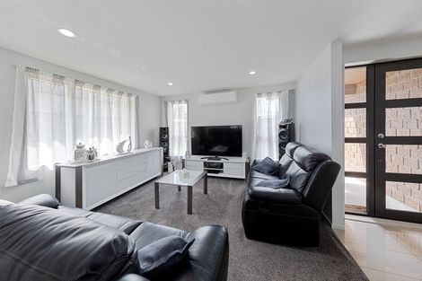 Photo of property in 9 Manuka Road, Huntly, 3700