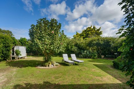 Photo of property in 1 Nuku Street, Tangimoana, 4822