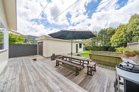 Photo of property in 94 Gibbons Street, Ebdentown, Upper Hutt, 5018