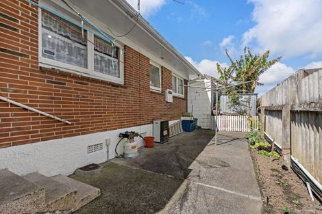 Photo of property in 2/278 Shirley Road, Papatoetoe, Auckland, 2025