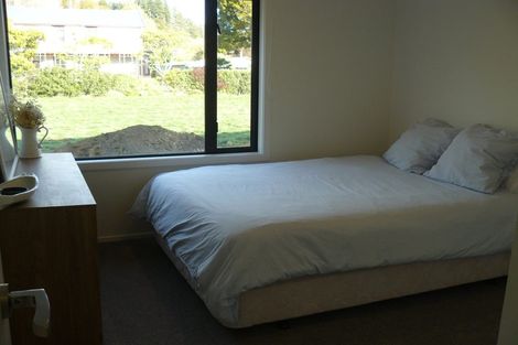 Photo of property in 23 Louden Place, Wakefield, 7025