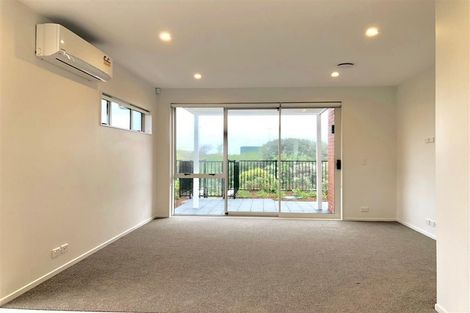 Photo of property in 38 Whimbrel Road, Flat Bush, Auckland, 2019