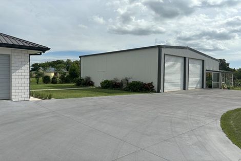 Photo of property in 60 Turangi Road, Motunui, Waitara, 4383