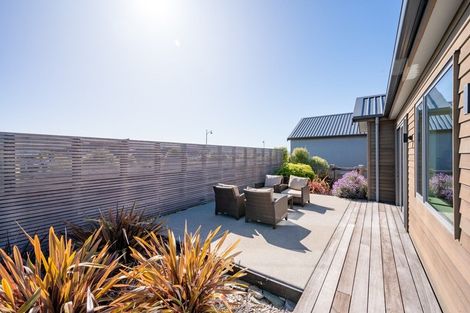 Photo of property in 4 Mcdonald Street, Wanaka, 9305