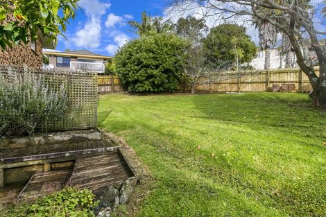 Photo of property in 6 Serrata Place, Browns Bay, Auckland, 0630