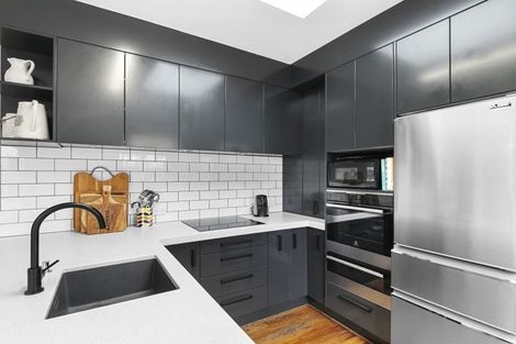 Photo of property in 14 Constable Street, Newtown, Wellington, 6021