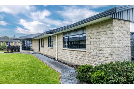 Photo of property in 15 Sawdon Place, Gleniti, Timaru, 7910