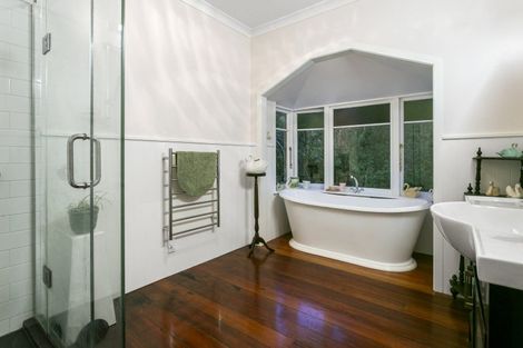 Photo of property in 386 Upper Harbour Drive, Greenhithe, Auckland, 0632