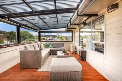 Photo of property in 123 Spinnaker Drive, Whitby, Porirua, 5024