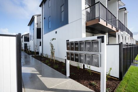 Photo of property in 2/41 Collingwood Street, Waterloo, Lower Hutt, 5011