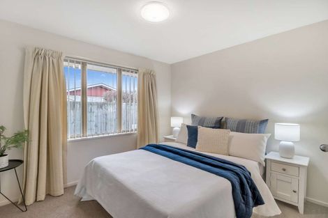 Photo of property in 1/117 Yaldhurst Road, Sockburn, Christchurch, 8042