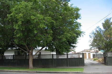 Photo of property in 140 Smith Street, Woolston, Christchurch, 8062