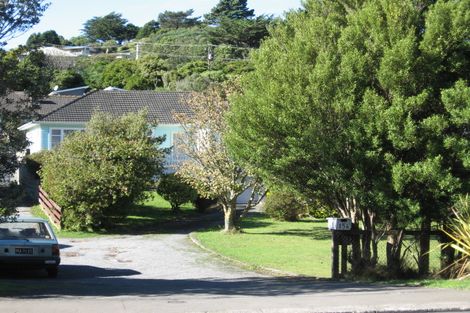 Photo of property in 156 Newlands Road, Newlands, Wellington, 6037