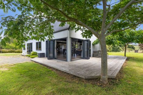 Photo of property in 10 Strong Road, Te Pahu, Hamilton, 3285