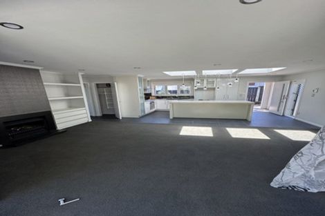 Photo of property in 2/82 Sartors Avenue, Browns Bay, Auckland, 0630