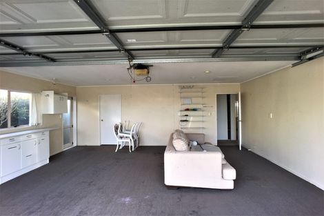 Photo of property in 9 Lorikeet Place, Unsworth Heights, Auckland, 0632