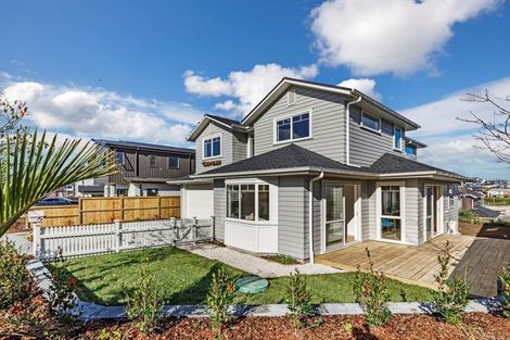 Photo of property in 4 Fender Place, Long Bay, Auckland, 0630