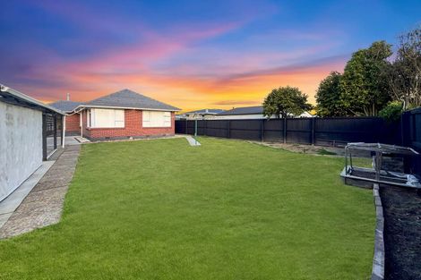 Photo of property in 32 Dunstan Crescent, Hornby, Christchurch, 8042