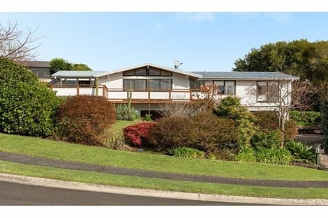 Photo of property in 3 Pamir Place, Welcome Bay, Tauranga, 3112