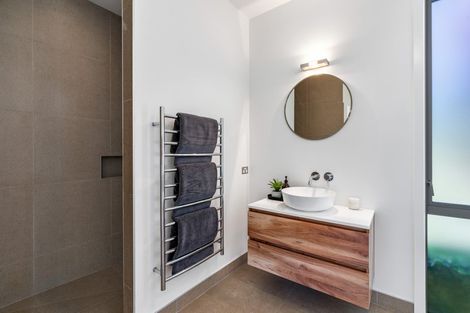 Photo of property in Butel Park, 22 Essex Avenue, Arrowtown, 9302