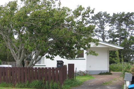 Photo of property in 36 O'donn Avenue, Beach Haven, Auckland, 0626
