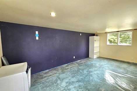 Photo of property in 12 Heaphy Street, Westown, New Plymouth, 4310